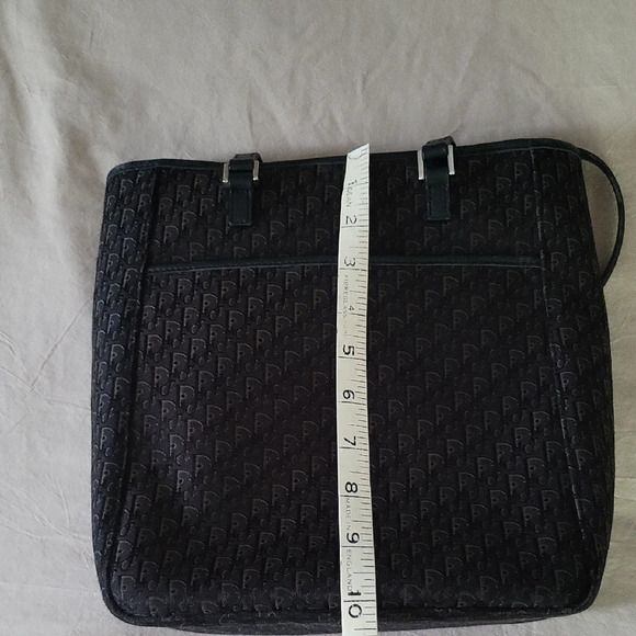 Christian Dior Monogram Black Tote Bag - Picture 8 of 14